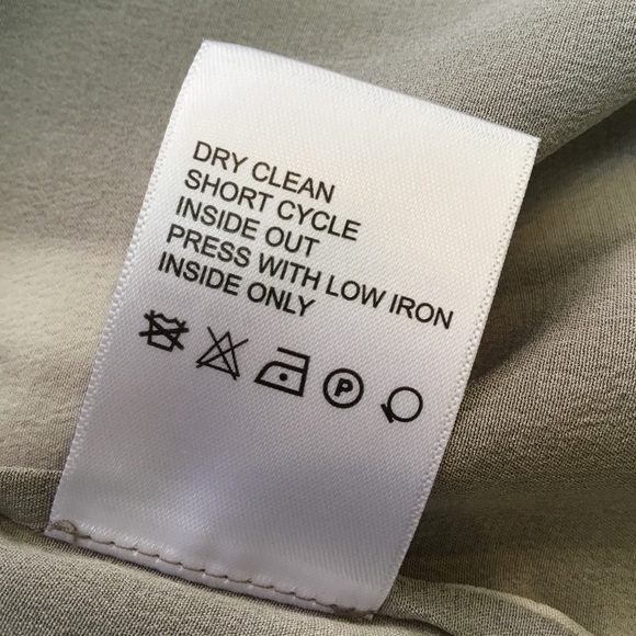 NWT $278 Etcetera blouse. - Picture 7 of 7